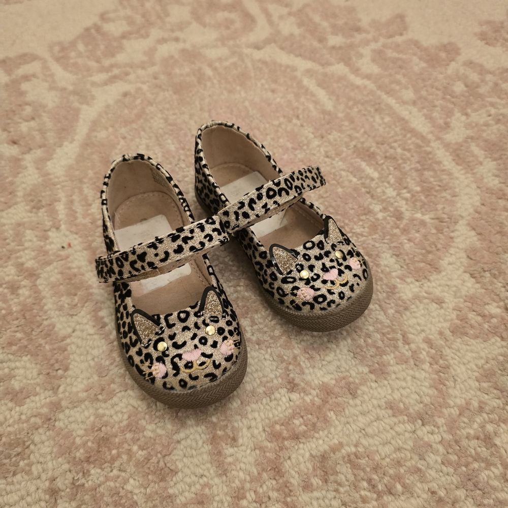 Harper Canyon Leopard Print Kids Dress Shoes